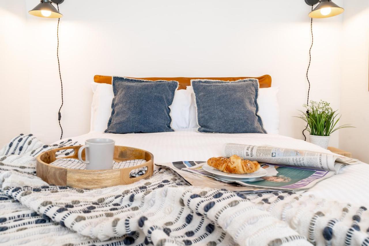 Royal House Stylish Apartments - 切斯特 外观 照片