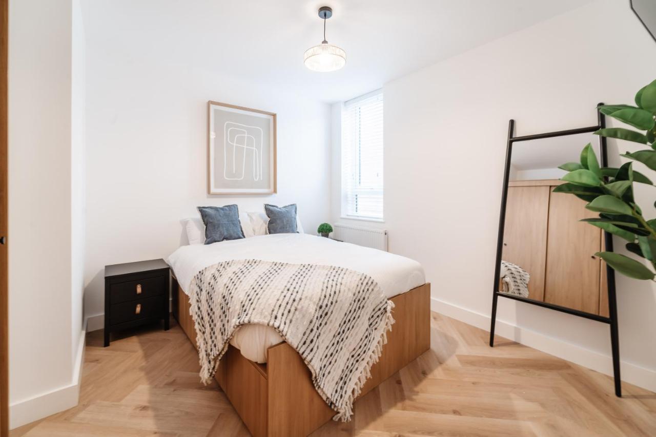 Royal House Stylish Apartments - 切斯特 外观 照片